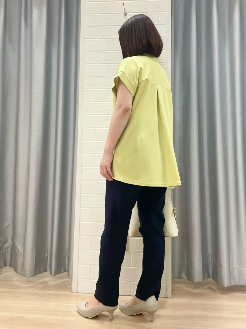 ANY SIS 丸岡 コーディネート画像