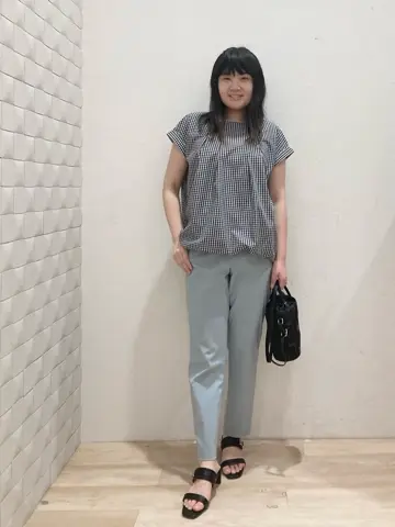 ANY SIS 川根　彩 コーディネート画像