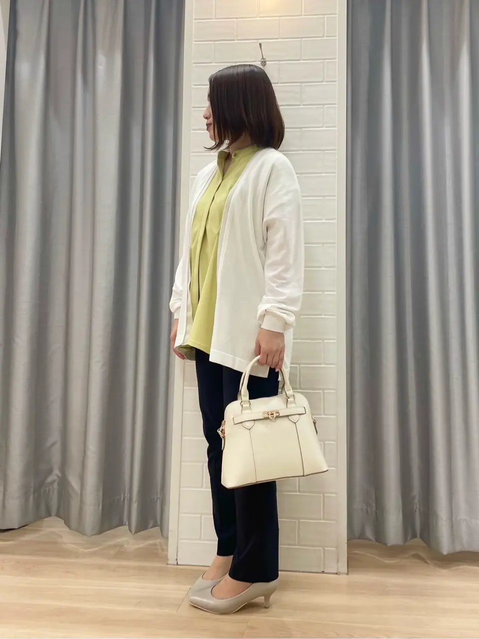 ANY SIS 丸岡 コーディネート画像