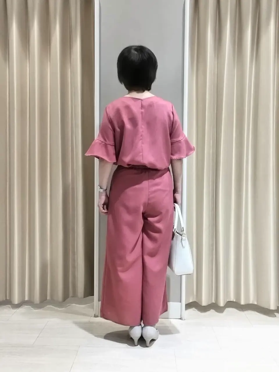 ANY SIS 岡本 コーディネート画像