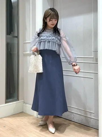 ANY SIS erika コーディネート画像