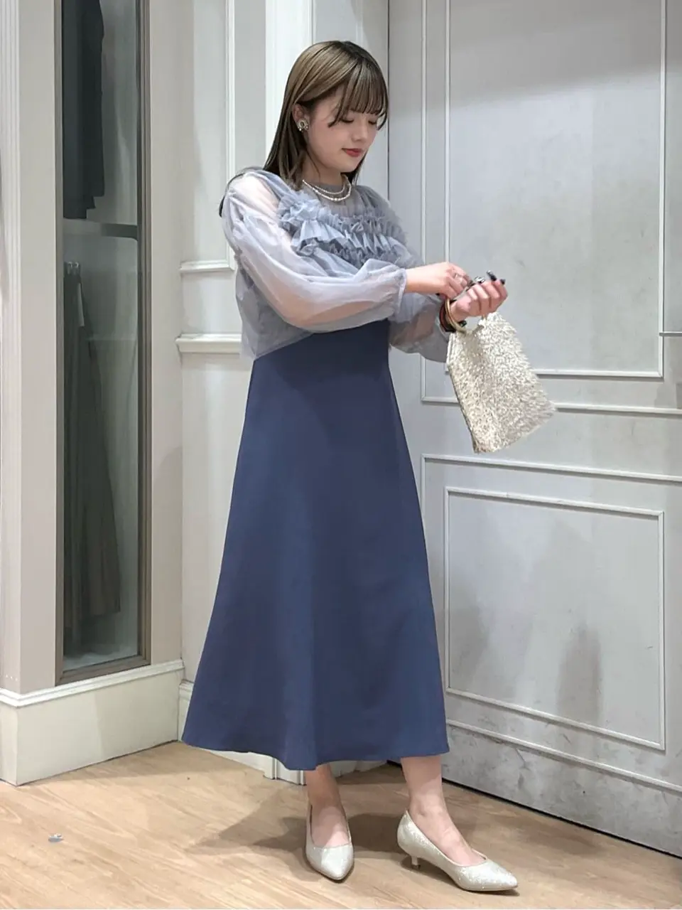 ANY SIS erika コーディネート画像