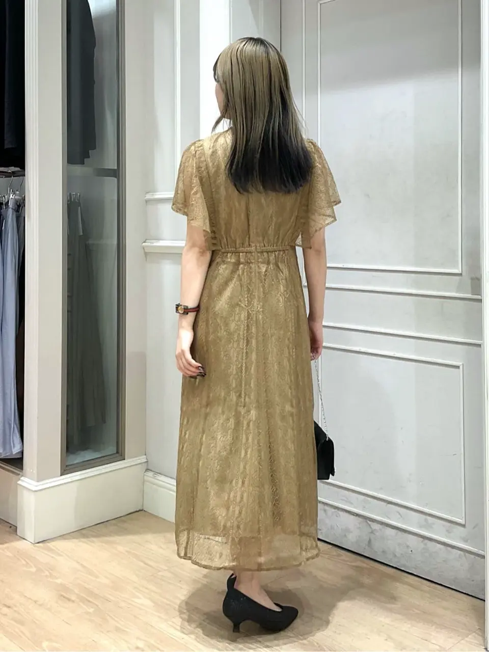 ANY SIS erika コーディネート画像