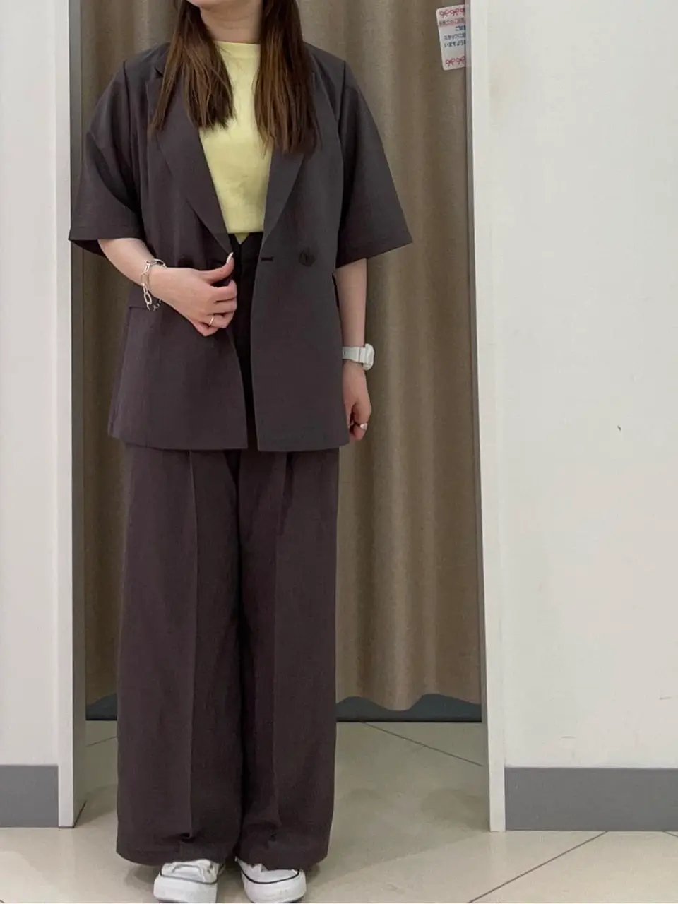 ANY SIS カモガワ コーディネート画像