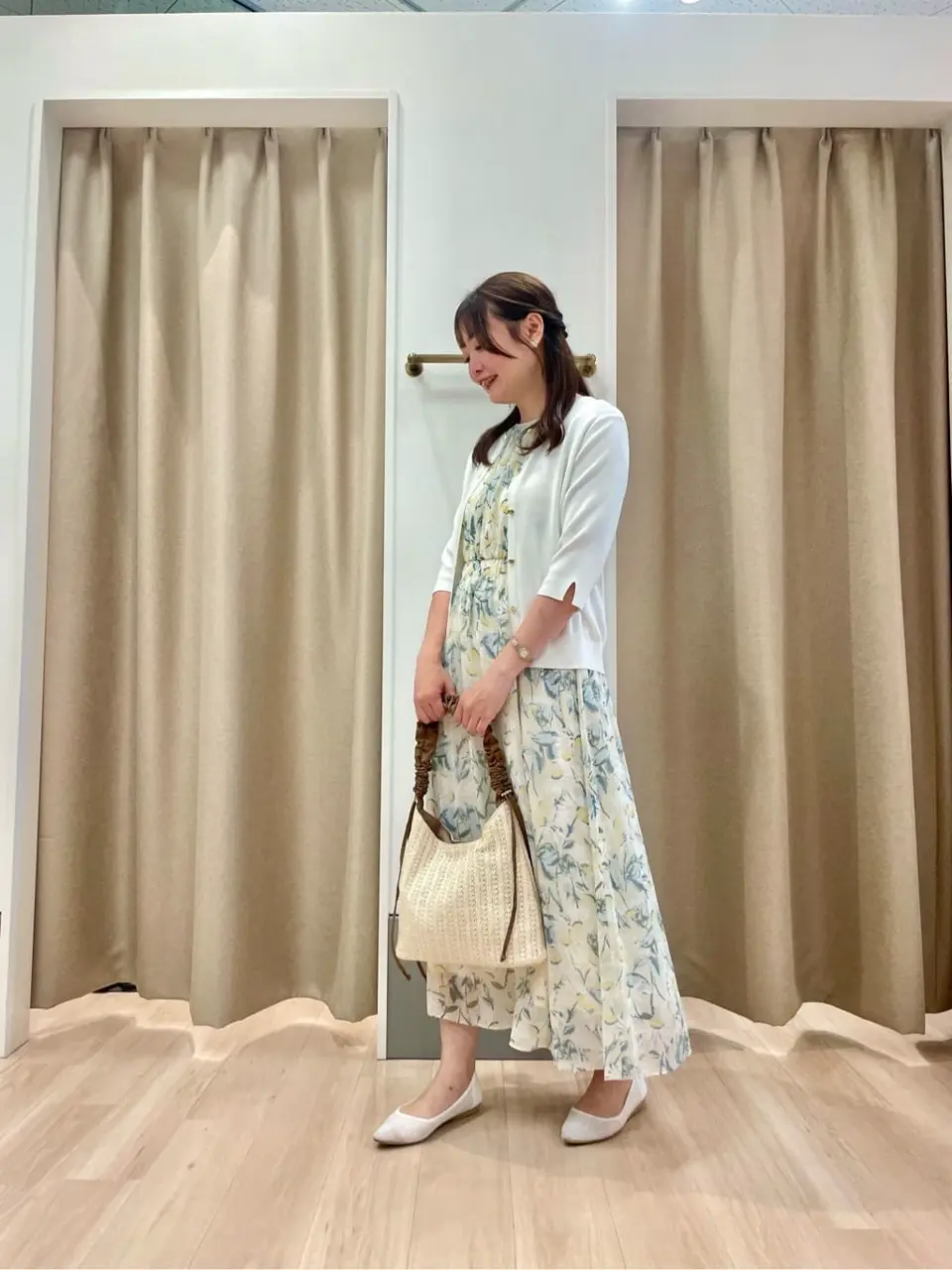 ANY SIS 笠羽 コーディネート画像