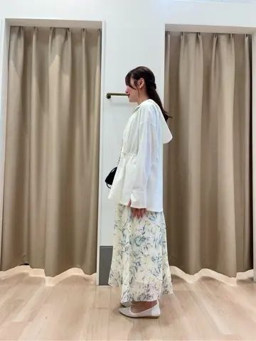 ANY SIS 笠羽 コーディネート画像