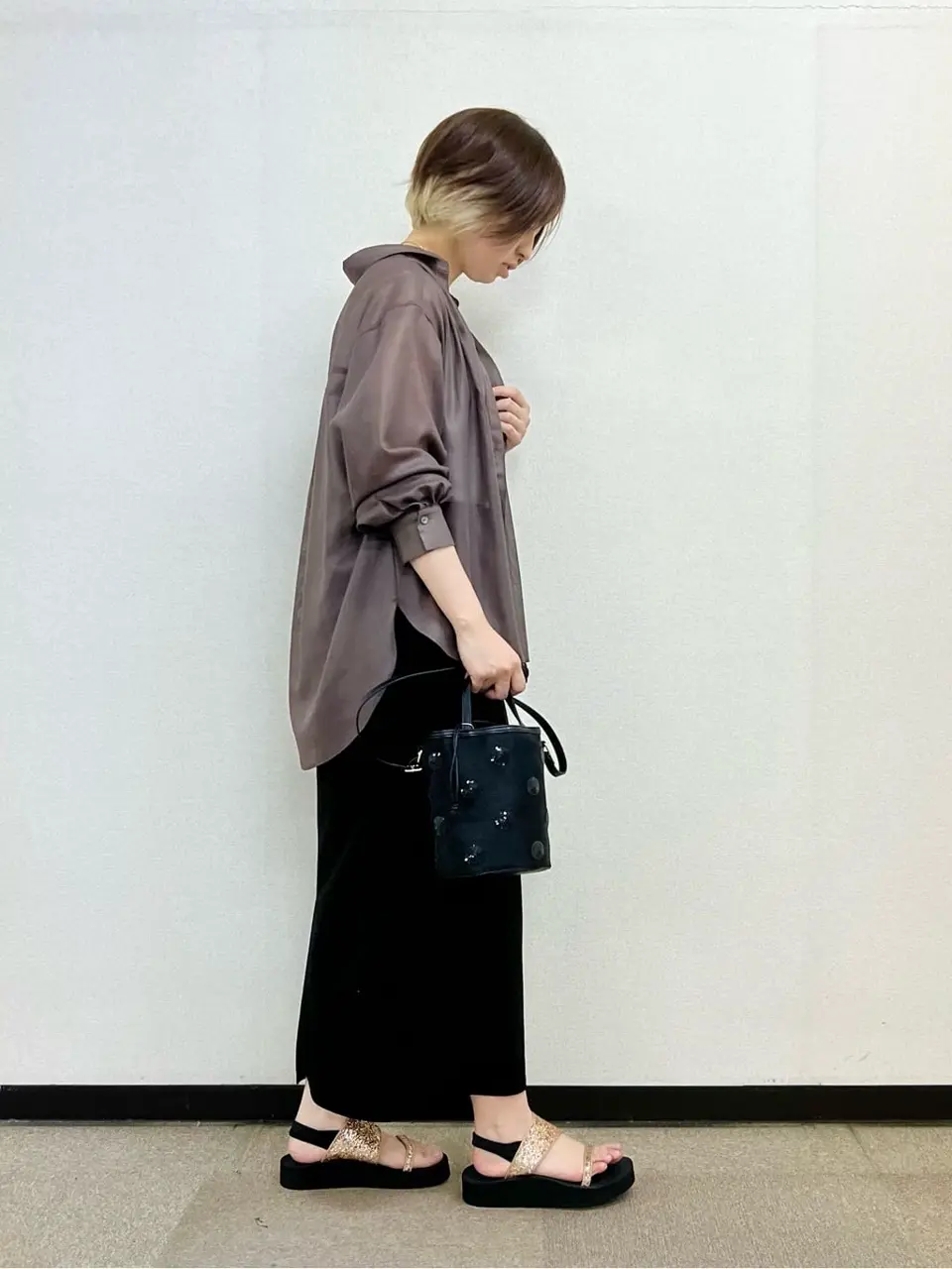 ANY SIS 村上 コーディネート画像