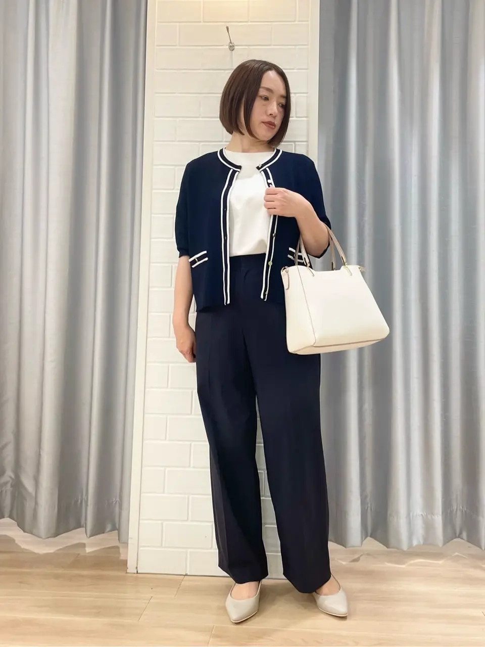 ANY SIS 丸岡 コーディネート画像