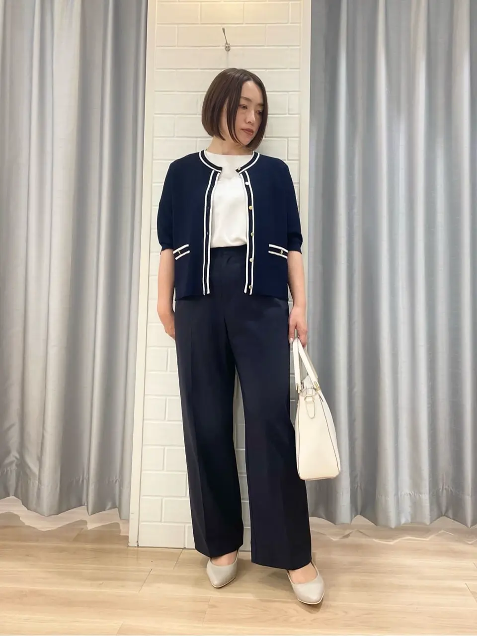 ANY SIS 丸岡 コーディネート画像