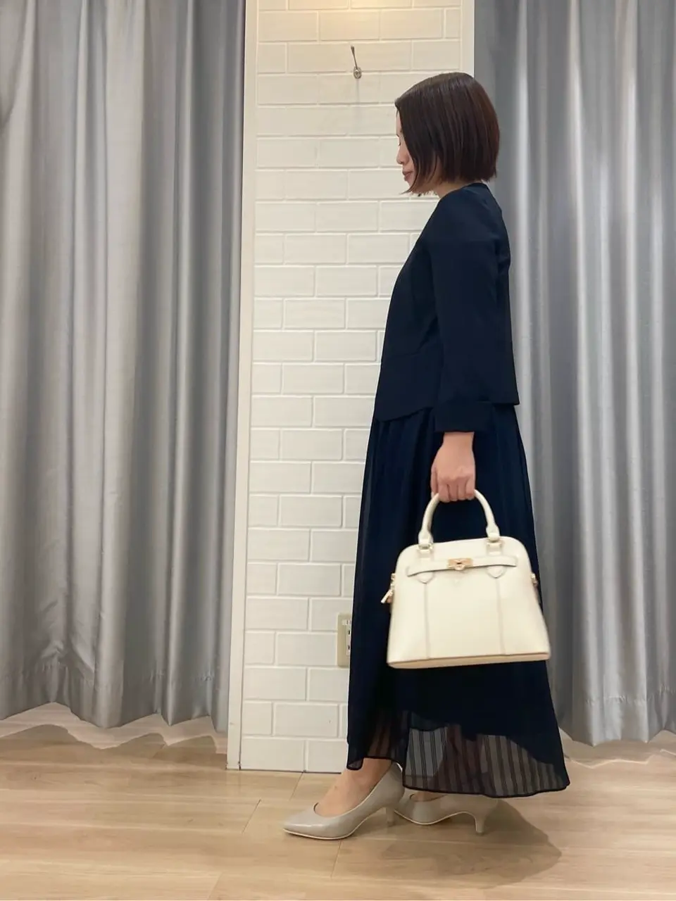 ANY SIS 丸岡 コーディネート画像