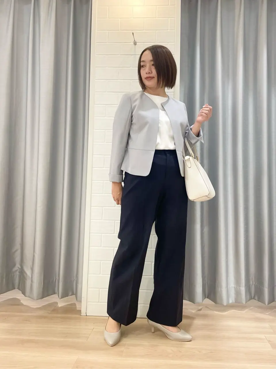 ANY SIS 丸岡 コーディネート画像