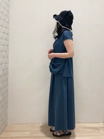 ANY SIS 川根　彩 コーディネート画像