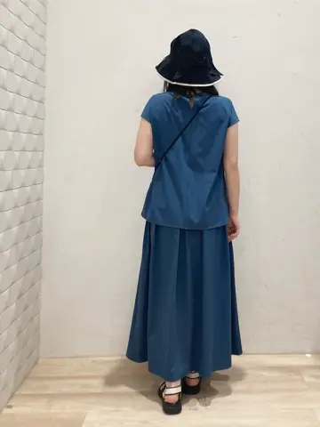 ANY SIS 川根　彩 コーディネート画像