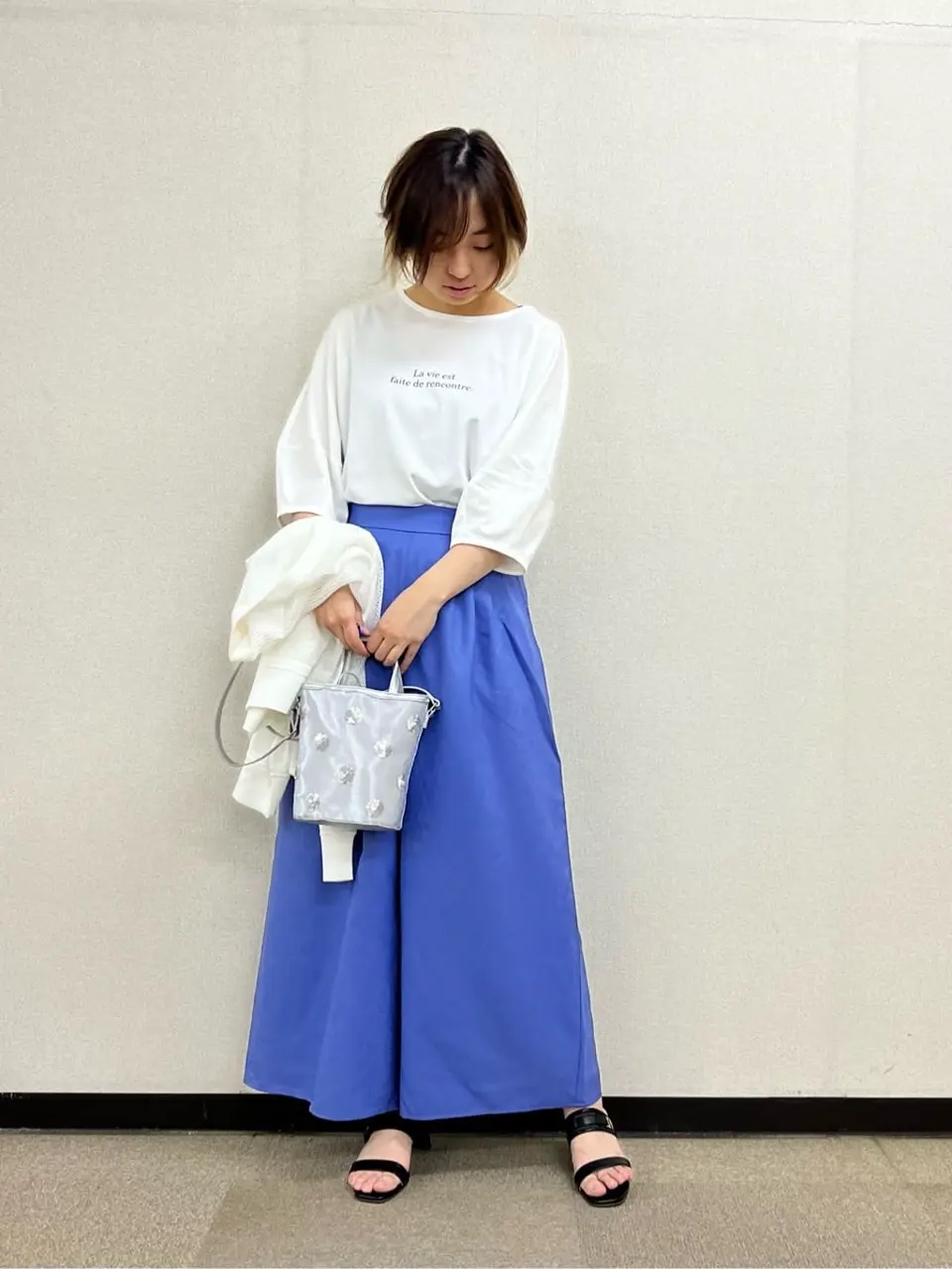 ANY SIS 村上 コーディネート画像