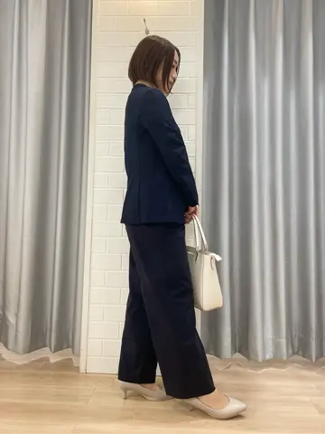 ANY SIS 丸岡 コーディネート画像