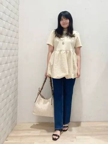 ANY SIS 川根　彩 コーディネート画像