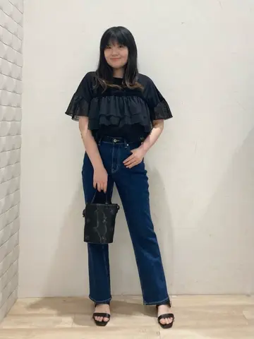 ANY SIS 川根　彩 コーディネート画像