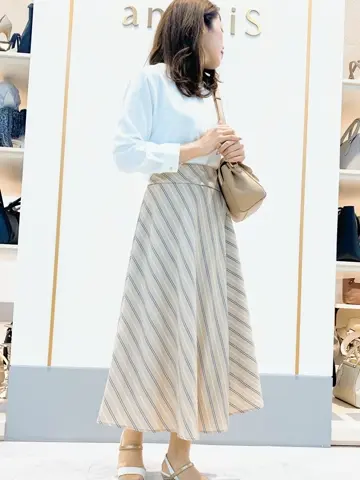 ANY SIS 岡本 コーディネート画像