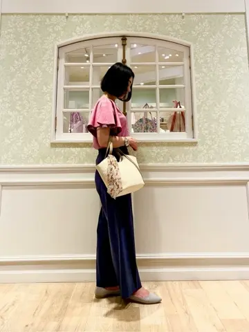 ANY SIS MIKA コーディネート画像