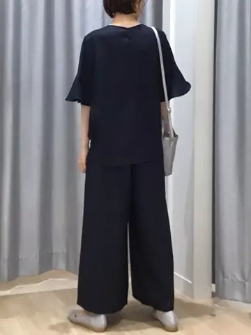 ANY SIS 田中 コーディネート画像