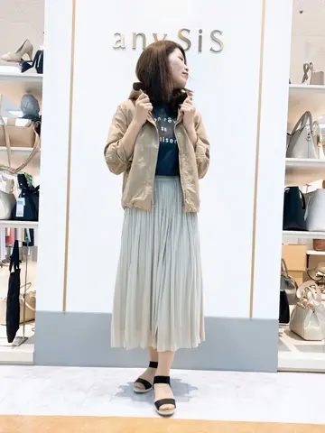 ANY SIS 岡本 コーディネート画像