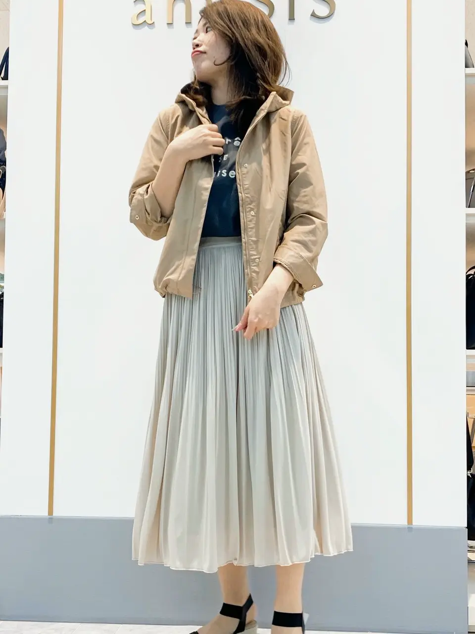 ANY SIS 岡本 コーディネート画像