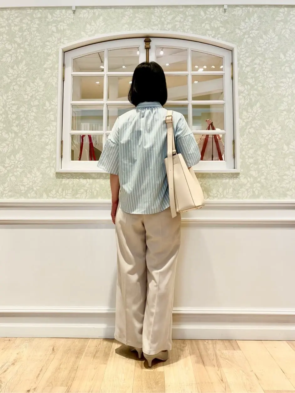 ANY SIS MIKA コーディネート画像