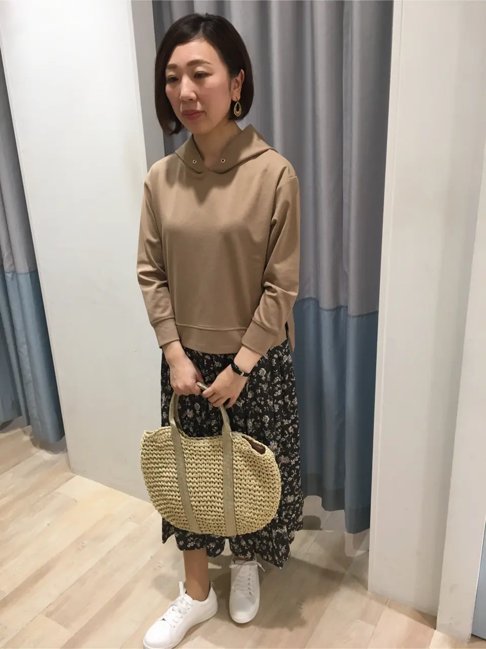 ANY SIS スタッフ コーディネート画像