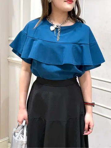 ANY SIS erika コーディネート画像