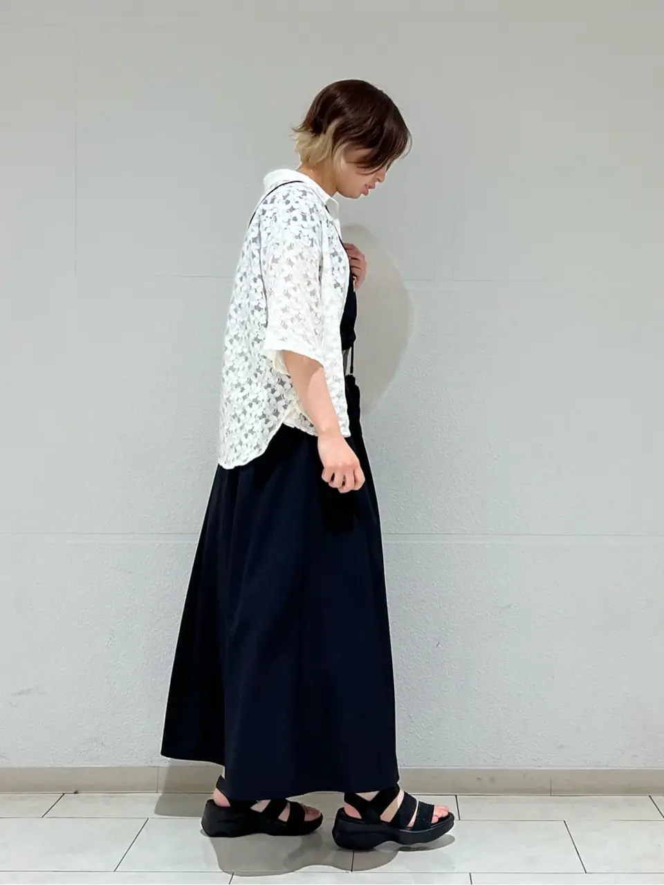 ANY SIS 村上 コーディネート画像