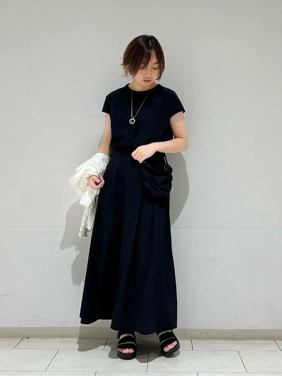 ANY SIS 村上 コーディネート画像