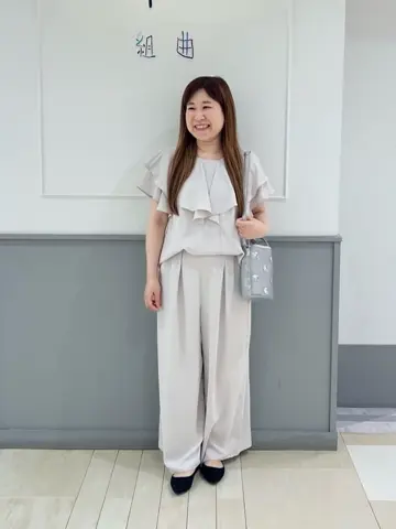 ANY SIS スタッフ コーディネート画像