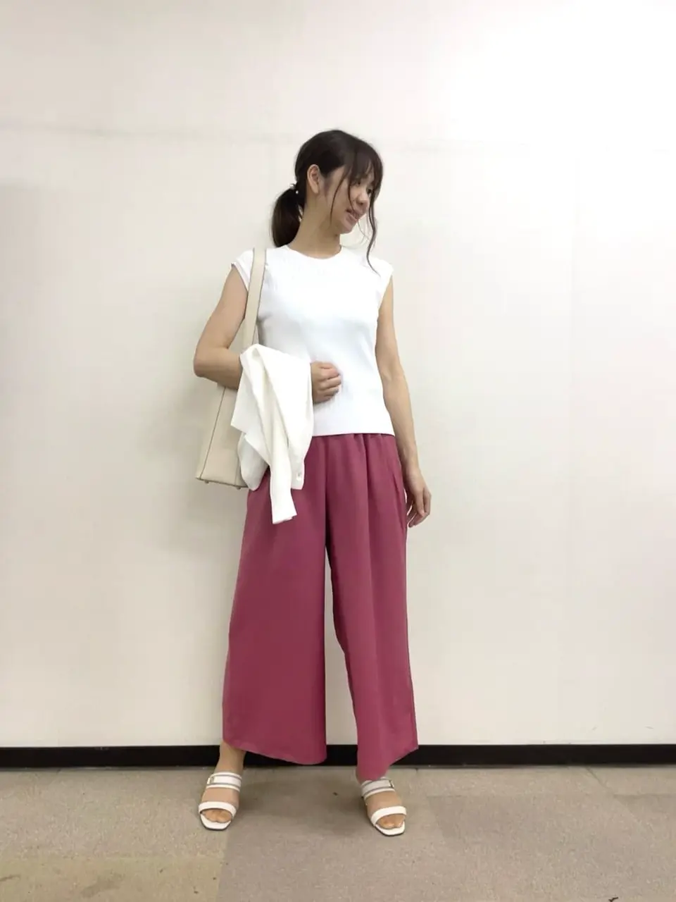 ANY SIS 小山 コーディネート画像