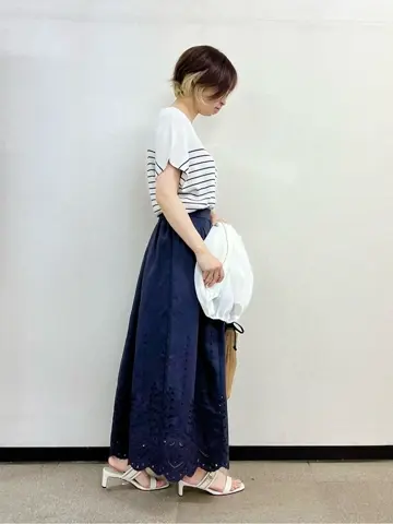 ANY SIS 村上 コーディネート画像