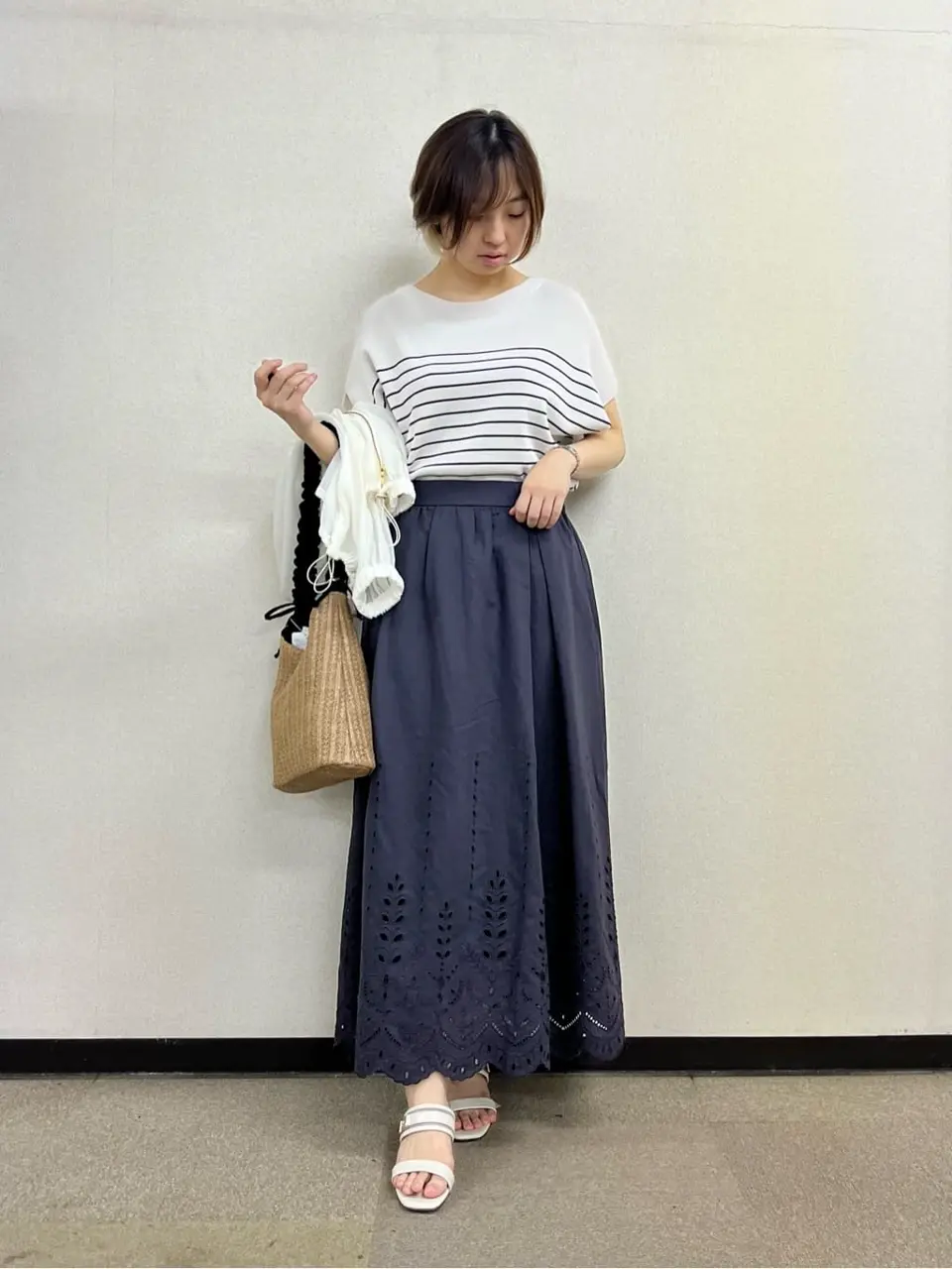 ANY SIS 村上 コーディネート画像