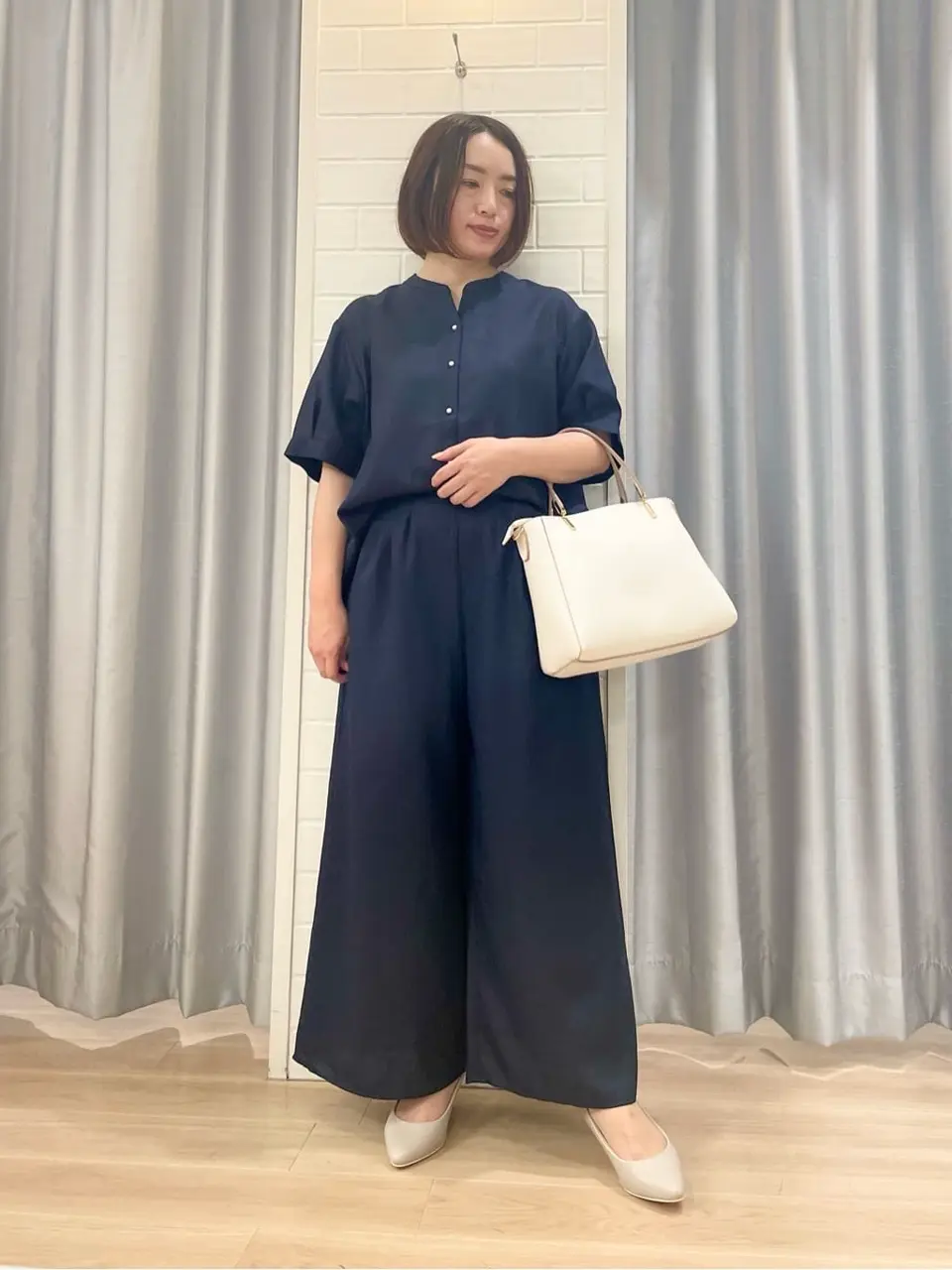 ANY SIS 丸岡 コーディネート画像