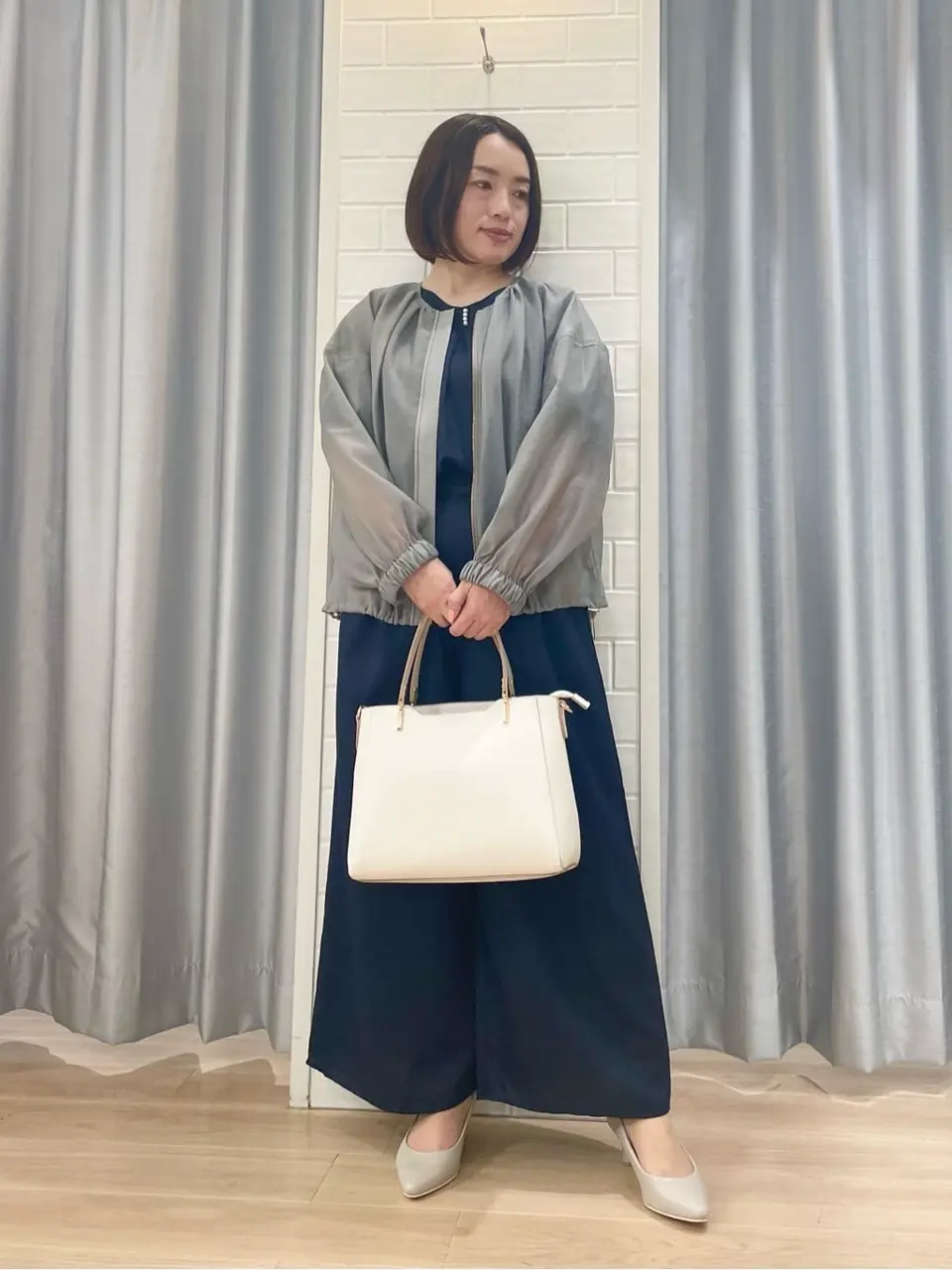 ANY SIS 丸岡 コーディネート画像