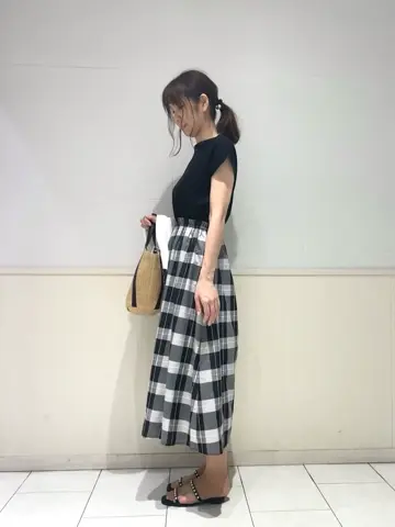 ANY SIS 小山 コーディネート画像