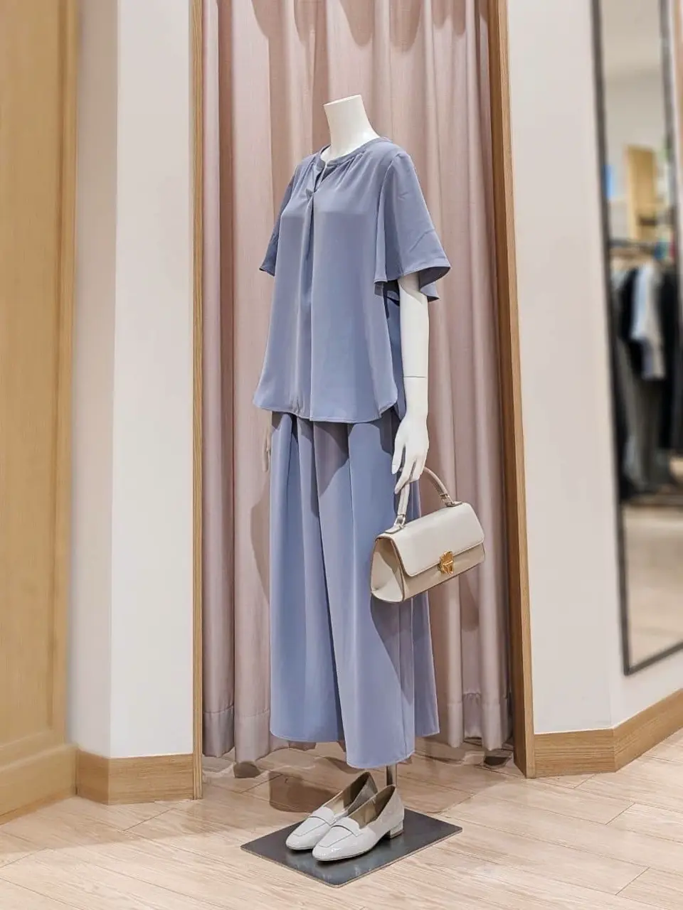 ANY SIS 岩田 コーディネート画像