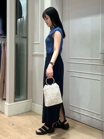 ANY SIS erika コーディネート画像