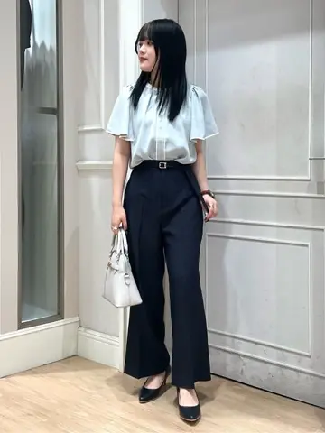 ANY SIS erika コーディネート画像