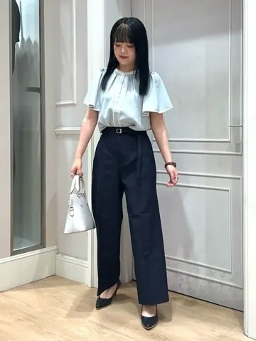 ANY SIS erika コーディネート画像