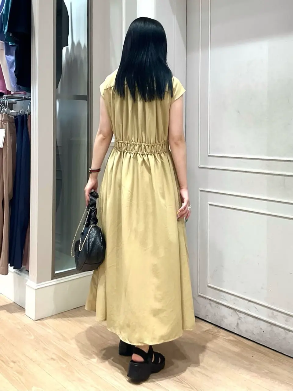 ANY SIS erika コーディネート画像