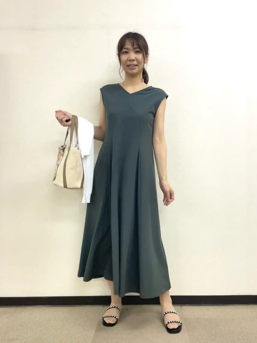 ANY SIS 小山 コーディネート画像