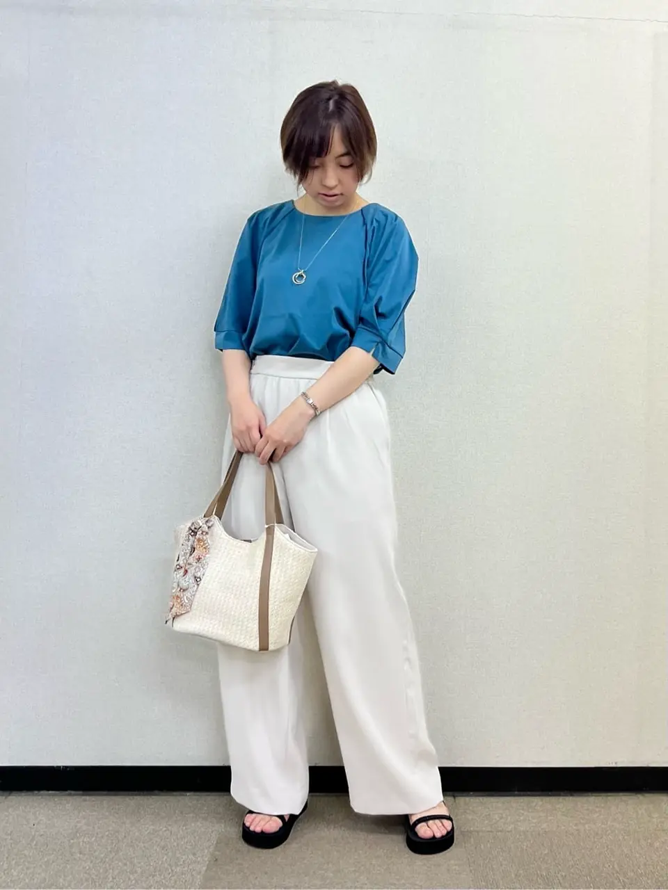 ANY SIS 村上 コーディネート画像