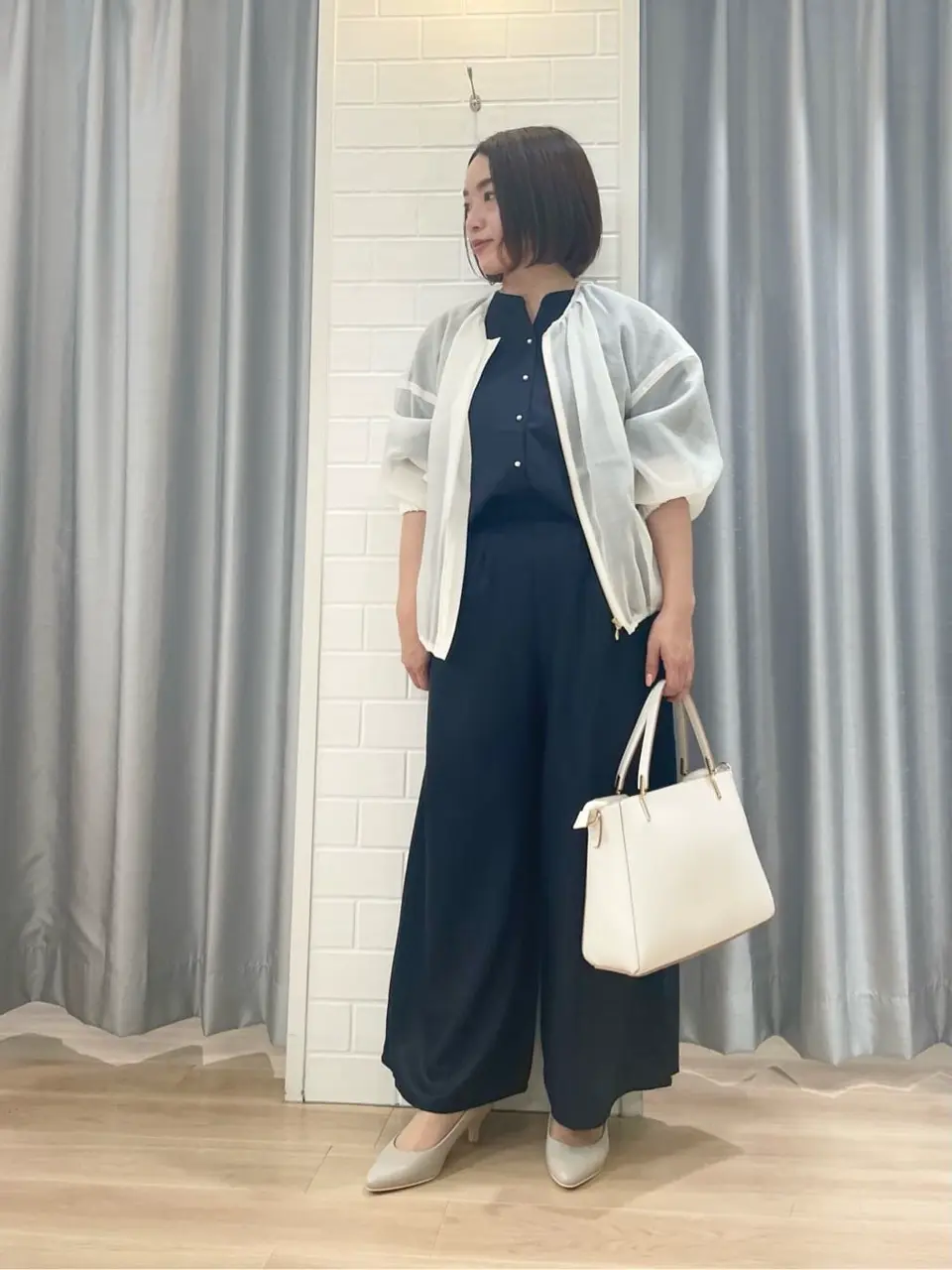 ANY SIS 丸岡 コーディネート画像