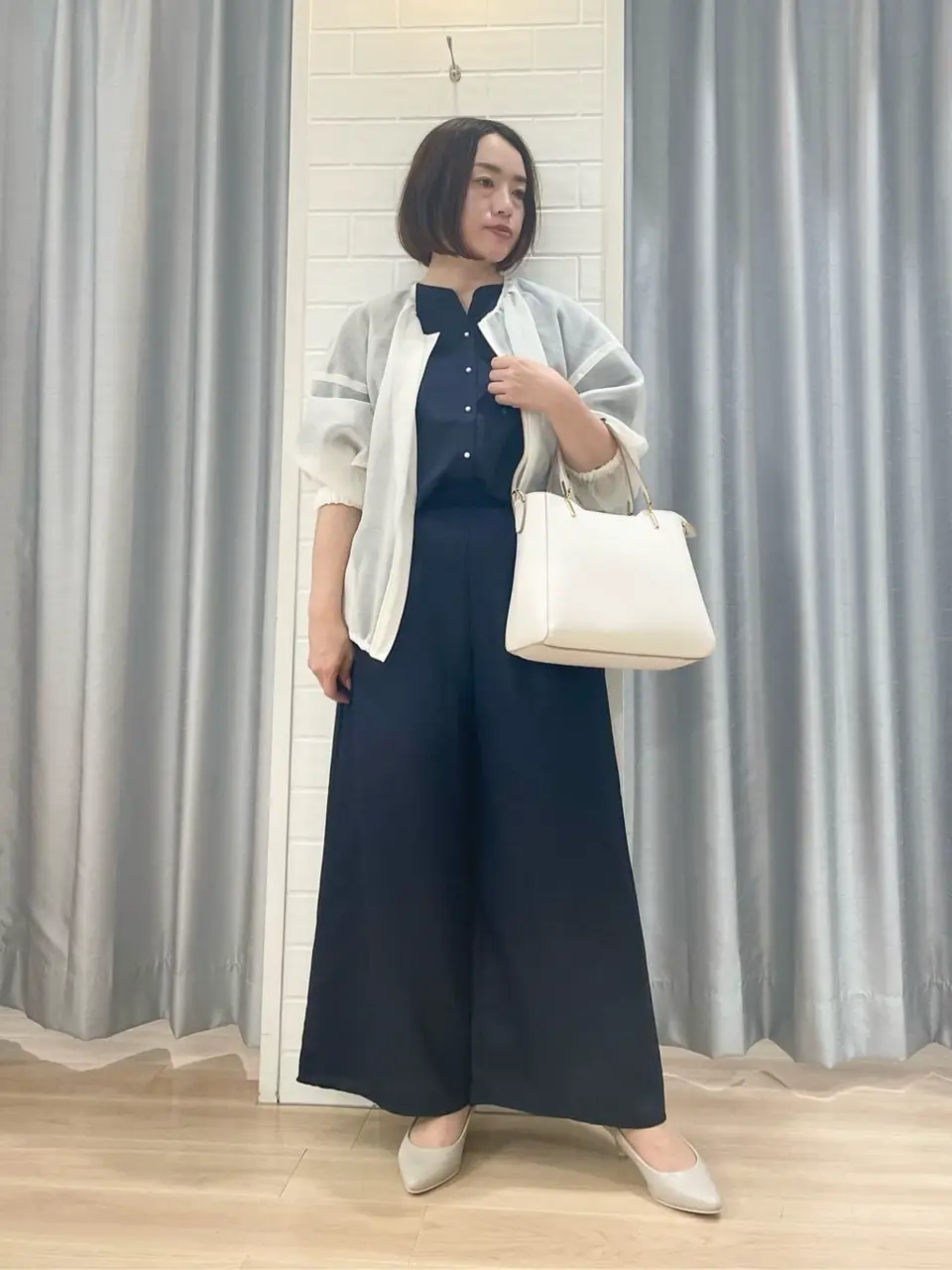 ANY SIS 丸岡 コーディネート画像