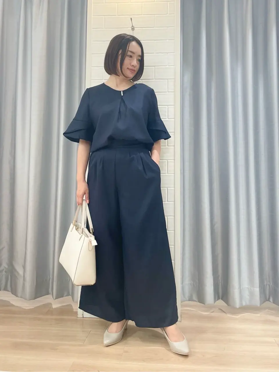 ANY SIS 丸岡 コーディネート画像