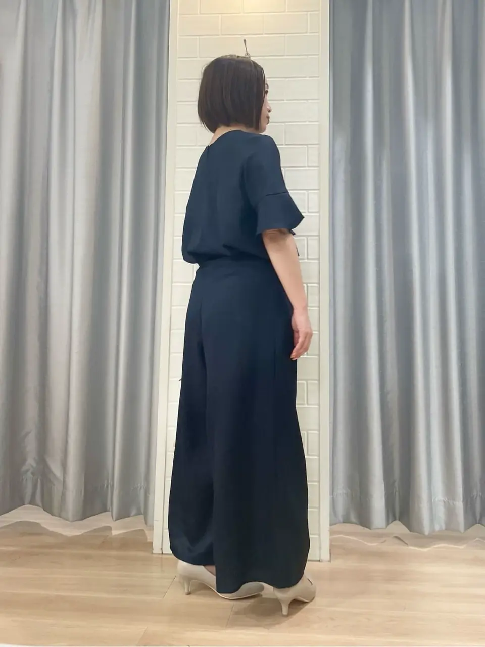 ANY SIS 丸岡 コーディネート画像