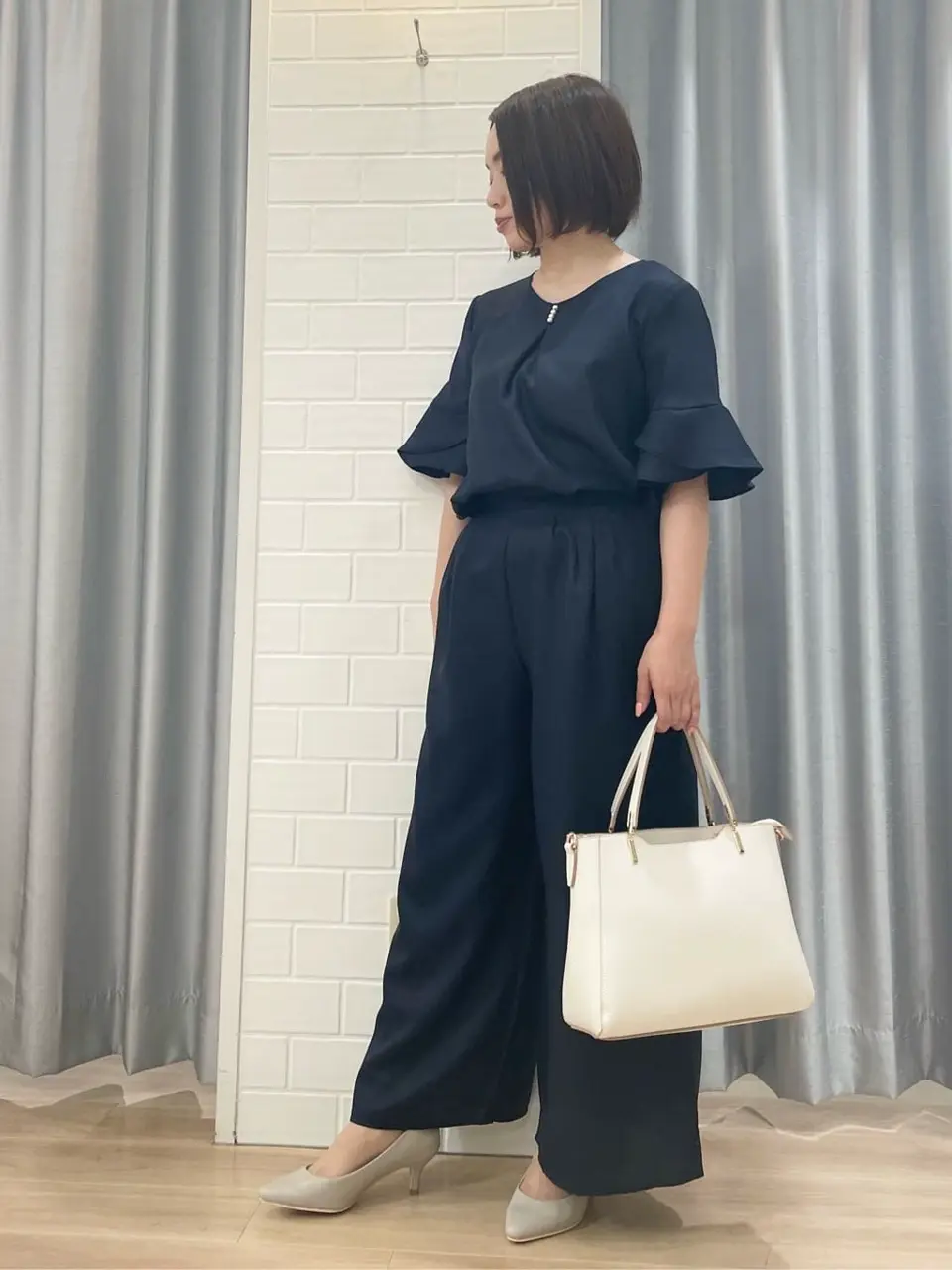 ANY SIS 丸岡 コーディネート画像